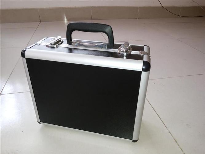 供應 濟南市廠家專業定做鋁合金儀器儀表箱